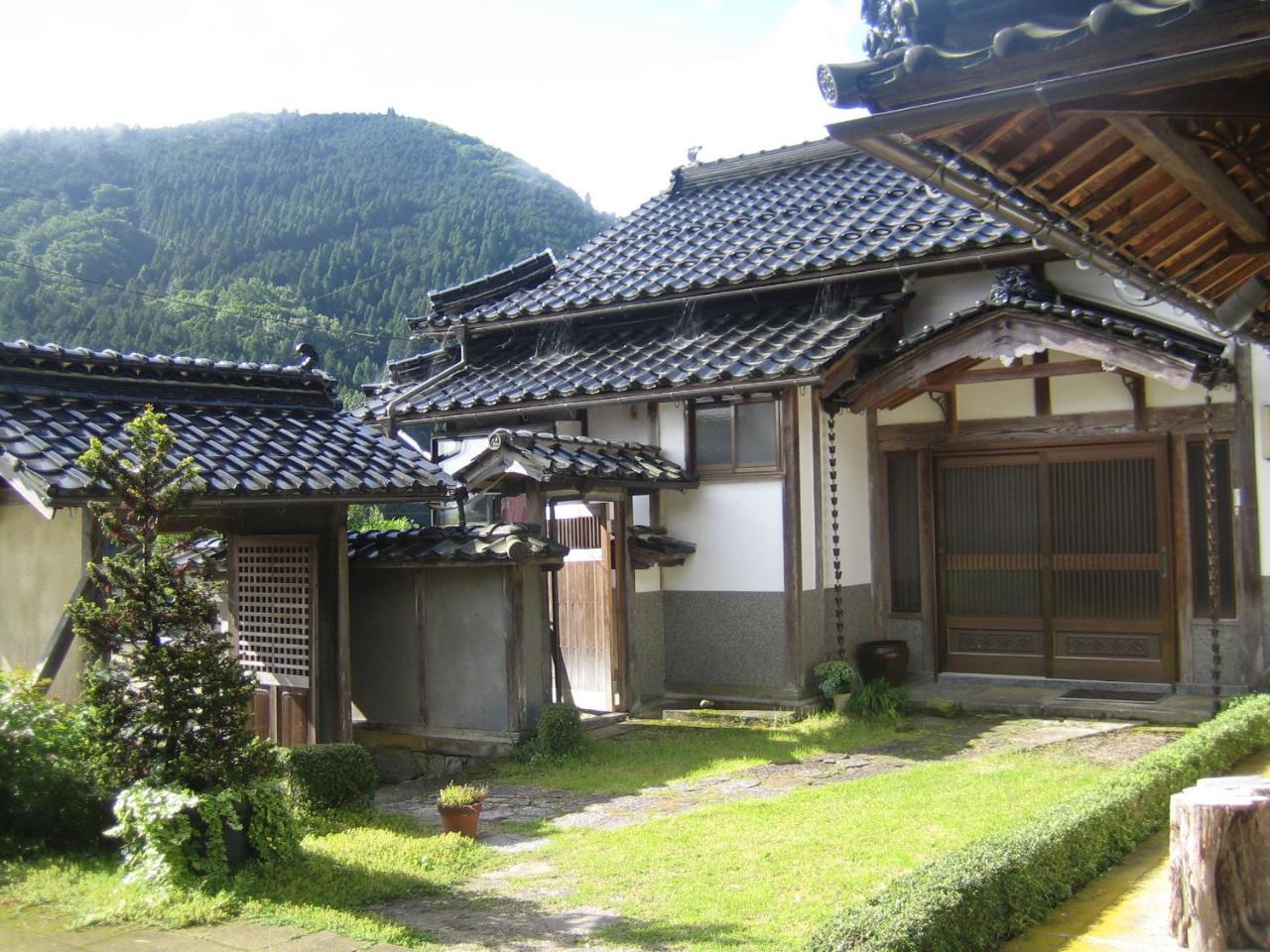 Japanese Style Inn Dohzen Miwa Niimi Kültér fotó