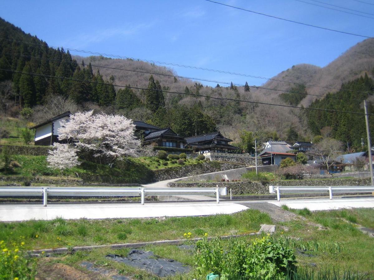 Japanese Style Inn Dohzen Miwa Niimi Kültér fotó